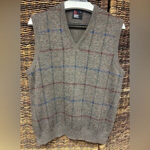 Robert Bruce, Men's Gray Sweater Vest, Made in the‎ USA, Size: Large